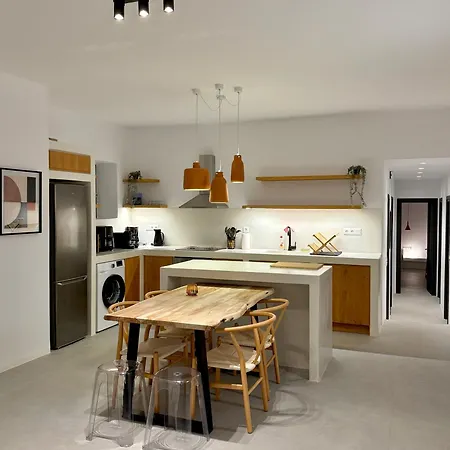 Faragas Hill Harmony Villa