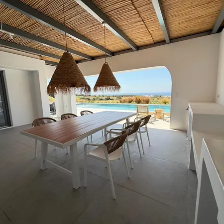 Villa Faragas Hill Harmony Angairia