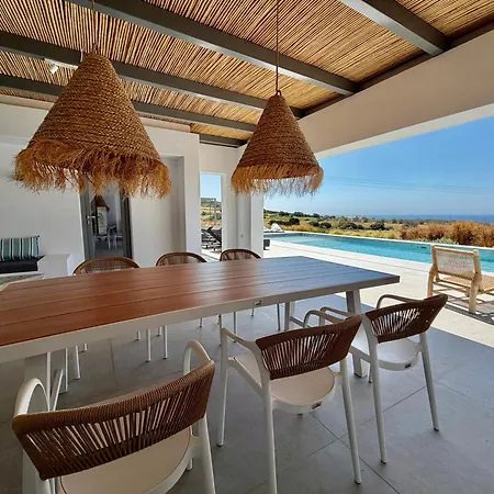 Villa Faragas Hill Harmony Angairia