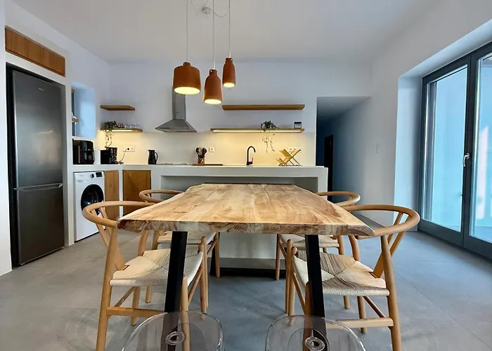 Faragas Hill Harmony Vila *